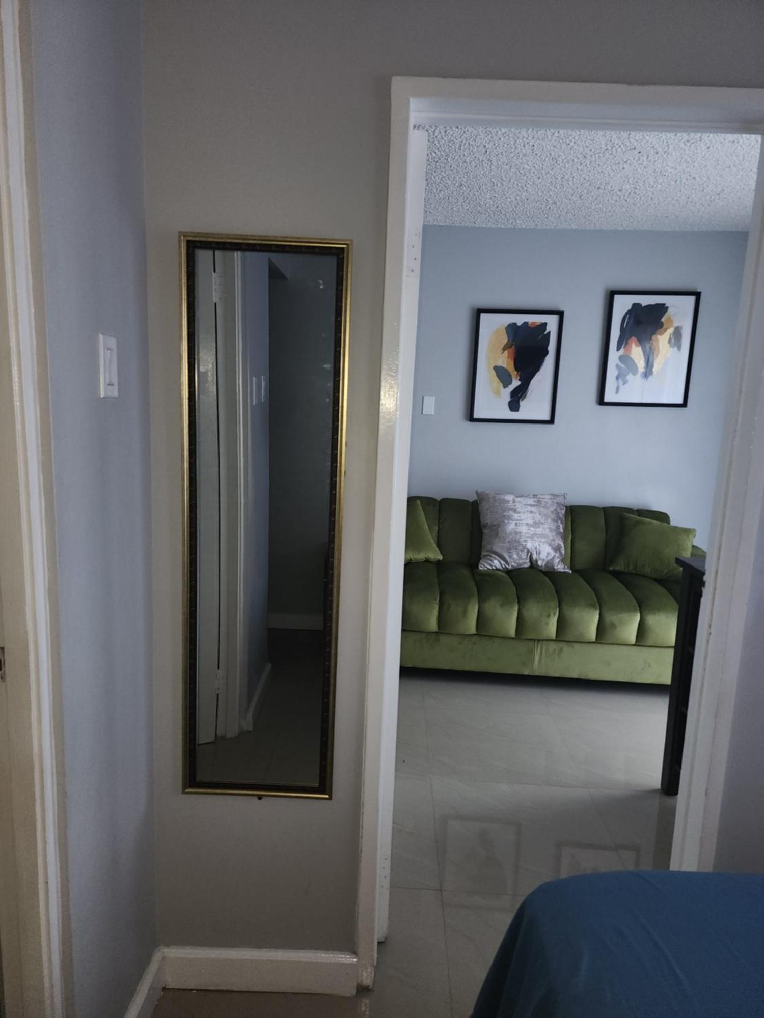 Comfy And Cozy Apartment คิงส์ตัน ภายนอก รูปภาพ